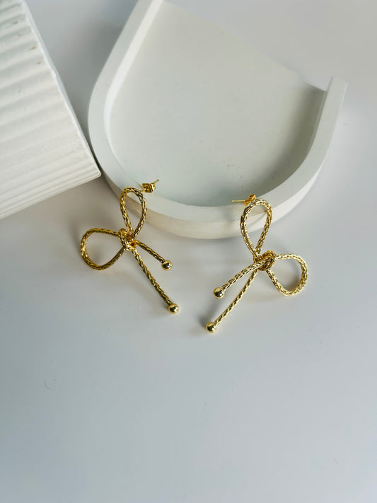 Gleam Bow Gold Earrings