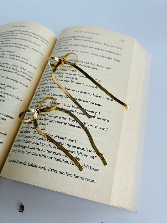 Bow Dangling Earring